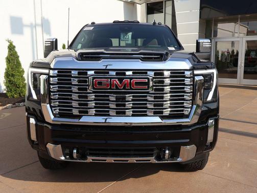 Onyx Black 2026 GMC Sierra 2500 Denali