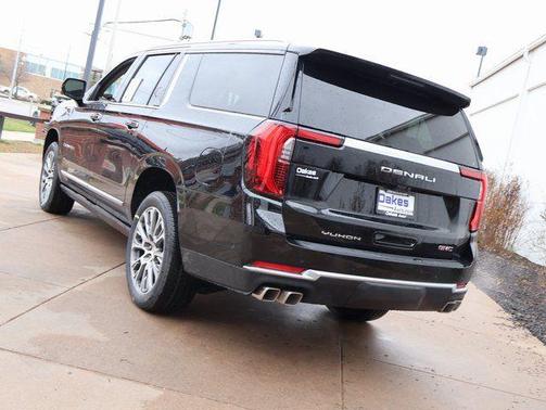 Onyx Black 2026 GMC Yukon XL Denali