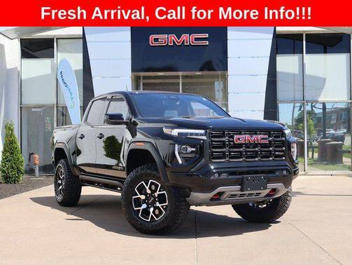 Onyx Black 2024 GMC Canyon AT4X