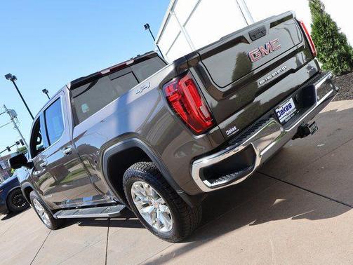 Smokey Quartz Metallic 2019 GMC Sierra 1500 SLT