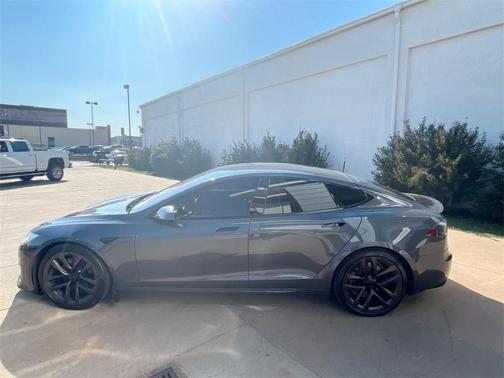 2021 Tesla Model S Plaid
