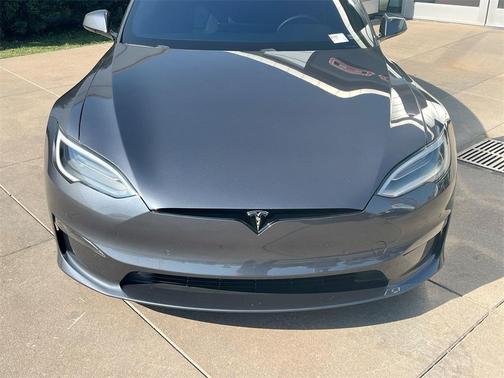 2021 Tesla Model S Plaid