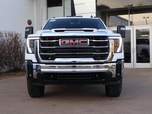 2026 GMC Sierra 2500 SLE