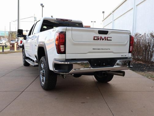 2026 GMC Sierra 2500 SLE