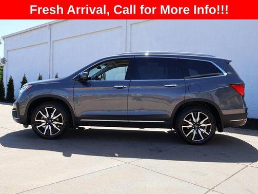 Modern Steel Metallic 2019 Honda Pilot Elite