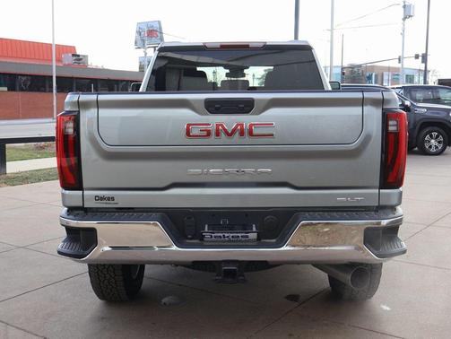 2026 GMC Sierra 2500 SLT