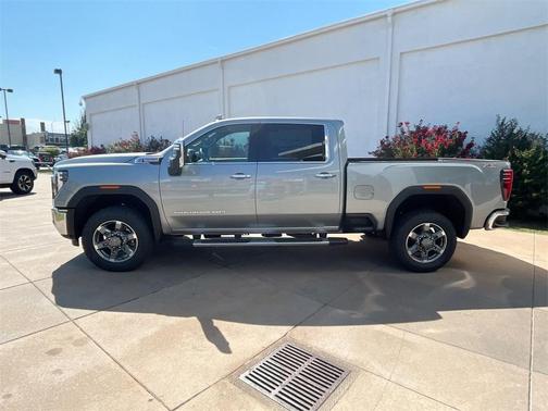 2026 GMC Sierra 2500 SLT