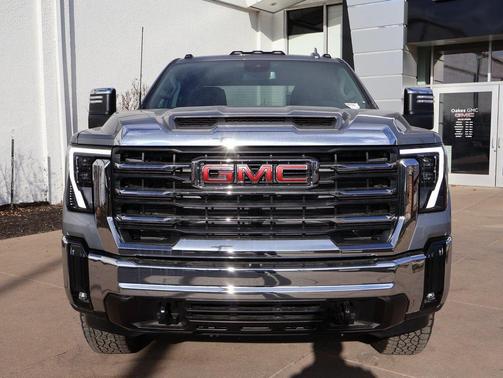 2026 GMC Sierra 2500 SLT