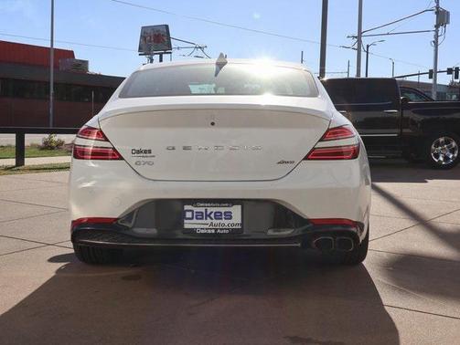 2023 Genesis G70 2.0T AWD