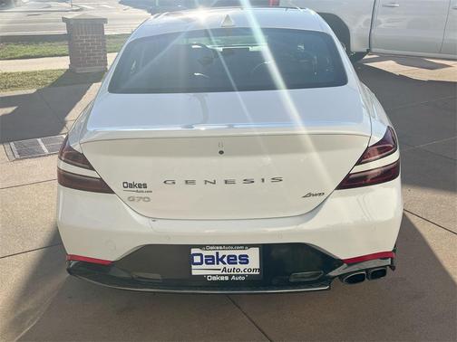 2023 Genesis G70 2.0T AWD
