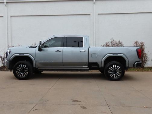 2024 GMC Sierra 2500 Denali Ultimate