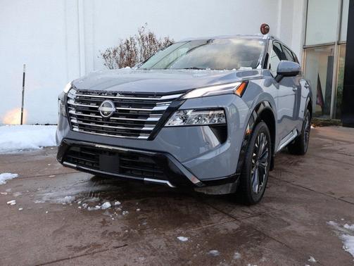 2024 Nissan Rogue Platinum