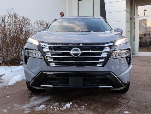 2024 Nissan Rogue Platinum