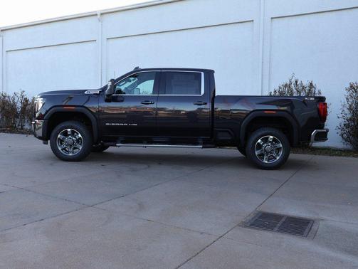 2026 GMC Sierra 2500 SLE