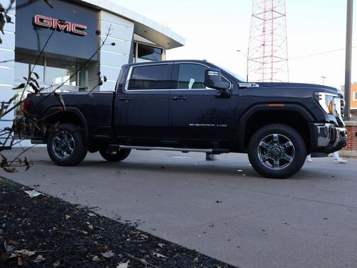2026 GMC Sierra 2500 SLE