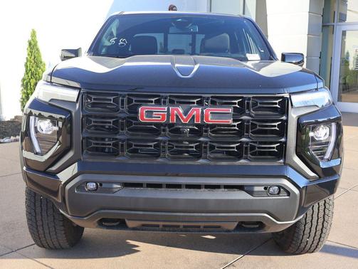 Onyx Black 2026 GMC Canyon Elevation