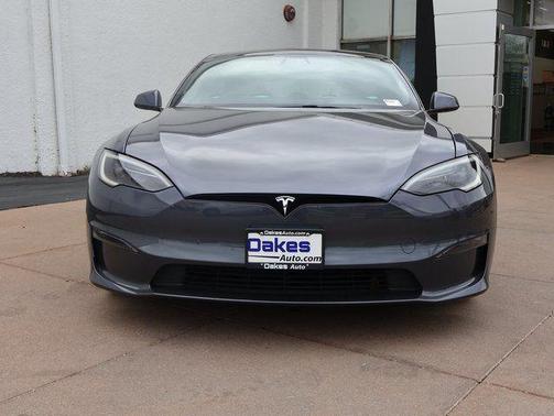 2022 Tesla Model S Base