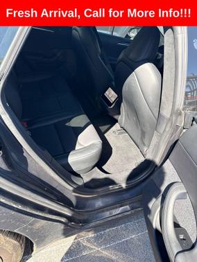 2022 Tesla Model S Base