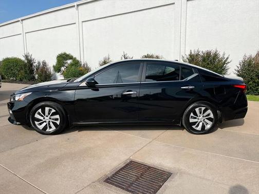 2020 Nissan Altima S FWD