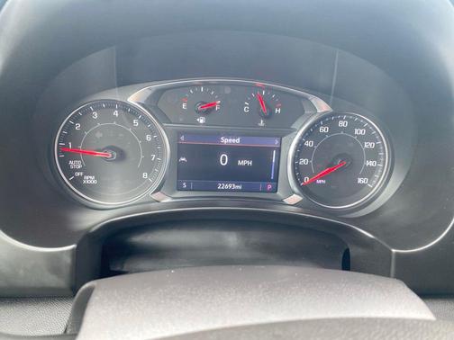 Summit White 2024 GMC Terrain SLT