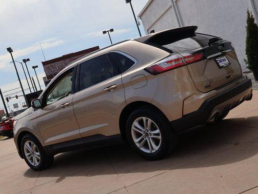 DESERT GOLD 2020 Ford Edge SEL