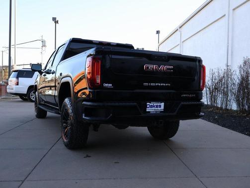 2023 GMC Sierra 1500 AT4X