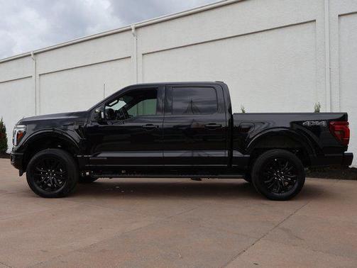 AGATE BLACK METALLIC 2025 Ford F-150 Lariat