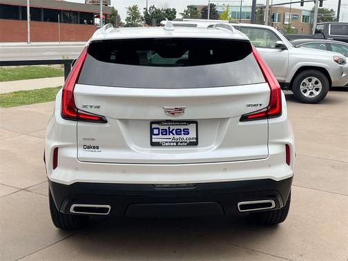 2024 Cadillac XT4 Premium Luxury