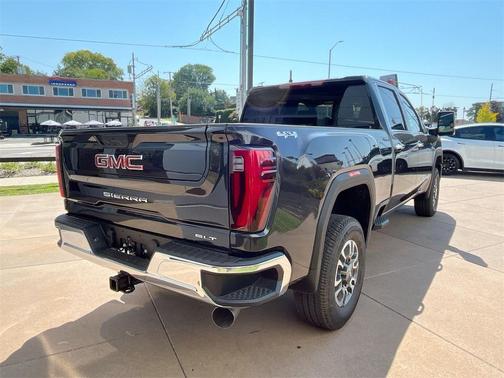 2025 GMC Sierra 2500 SLT