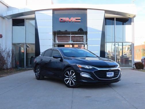 2022 Chevrolet Malibu FWD RS