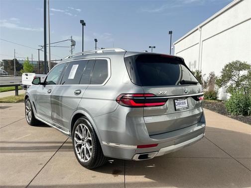 2024 BMW X7 xDrive40i