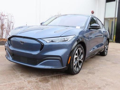 2021 Ford Mustang Mach-E Premium