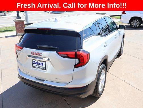 Quicksilver Metallic 2018 GMC Terrain SLE