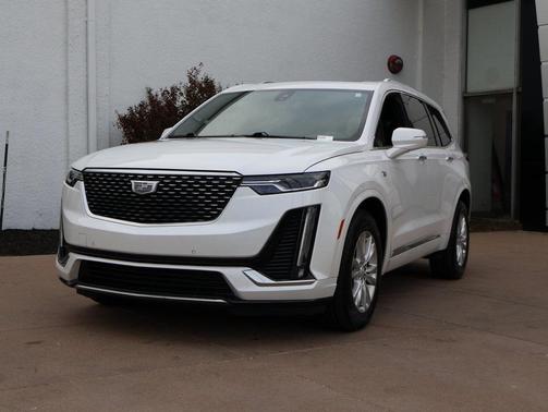 2021 Cadillac XT6 Luxury FWD