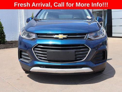 Pacific Blue Metallic 2020 Chevrolet Trax LT
