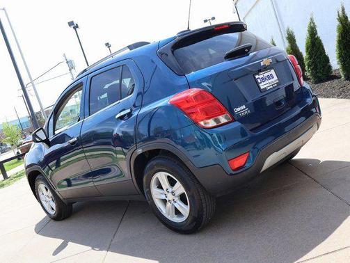 Pacific Blue Metallic 2020 Chevrolet Trax LT