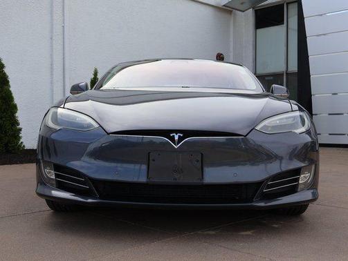 Silver Metallic 2018 Tesla Model S 75D