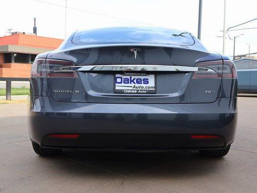 Silver Metallic 2018 Tesla Model S 75D