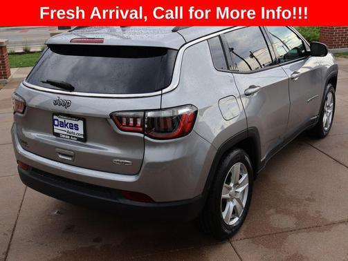 Billet Silver Metallic Clearcoat 2022 Jeep Compass Latitude
