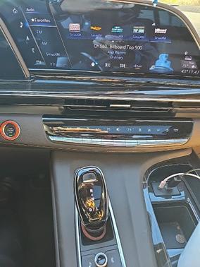 2024 Cadillac Escalade Premium Luxury