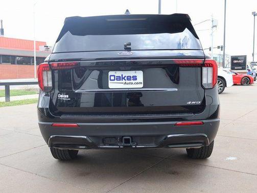 AGATE BLACK METALLIC 2025 Ford Explorer ST-Line