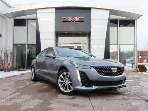 2022 Cadillac CT5 Premium Luxury