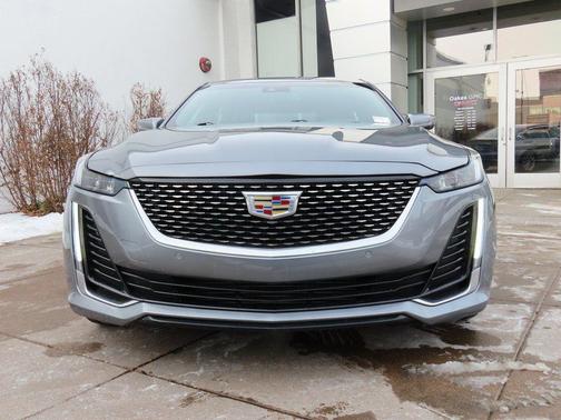 2022 Cadillac CT5 Premium Luxury
