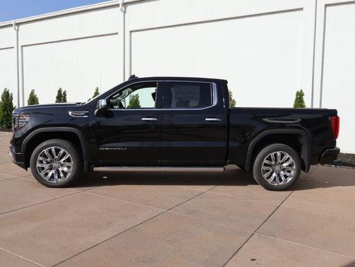 Onyx Black 2026 GMC Sierra 1500 Denali