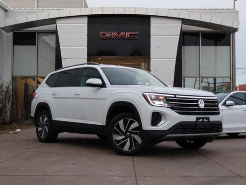 2024 Volkswagen Atlas 2.0T SE w/Technology 4MOTION