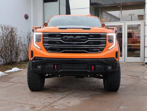 2025 GMC Sierra 1500 AT4