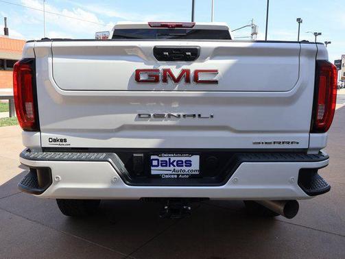 White Frost Tricoat 2020 GMC Sierra 2500 Denali