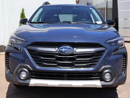 Cosmic Blue Pearl 2025 Subaru Outback Limited