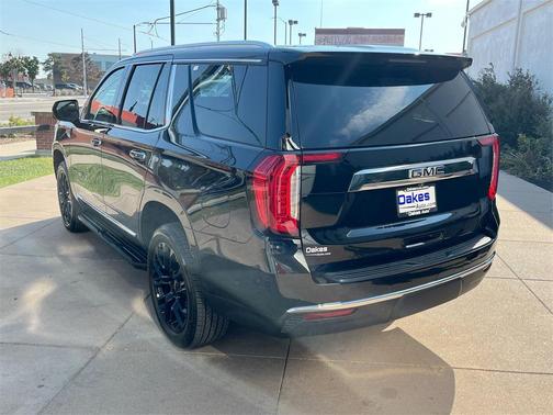 2024 GMC Yukon SLT