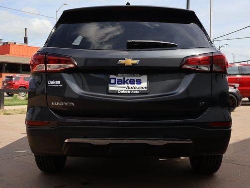Iron Gray Metallic 2022 Chevrolet Equinox 1LT